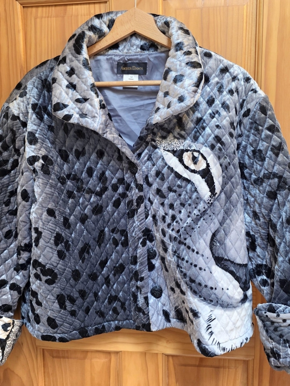 Women's Quilted Tiger Print Jacket - Gray